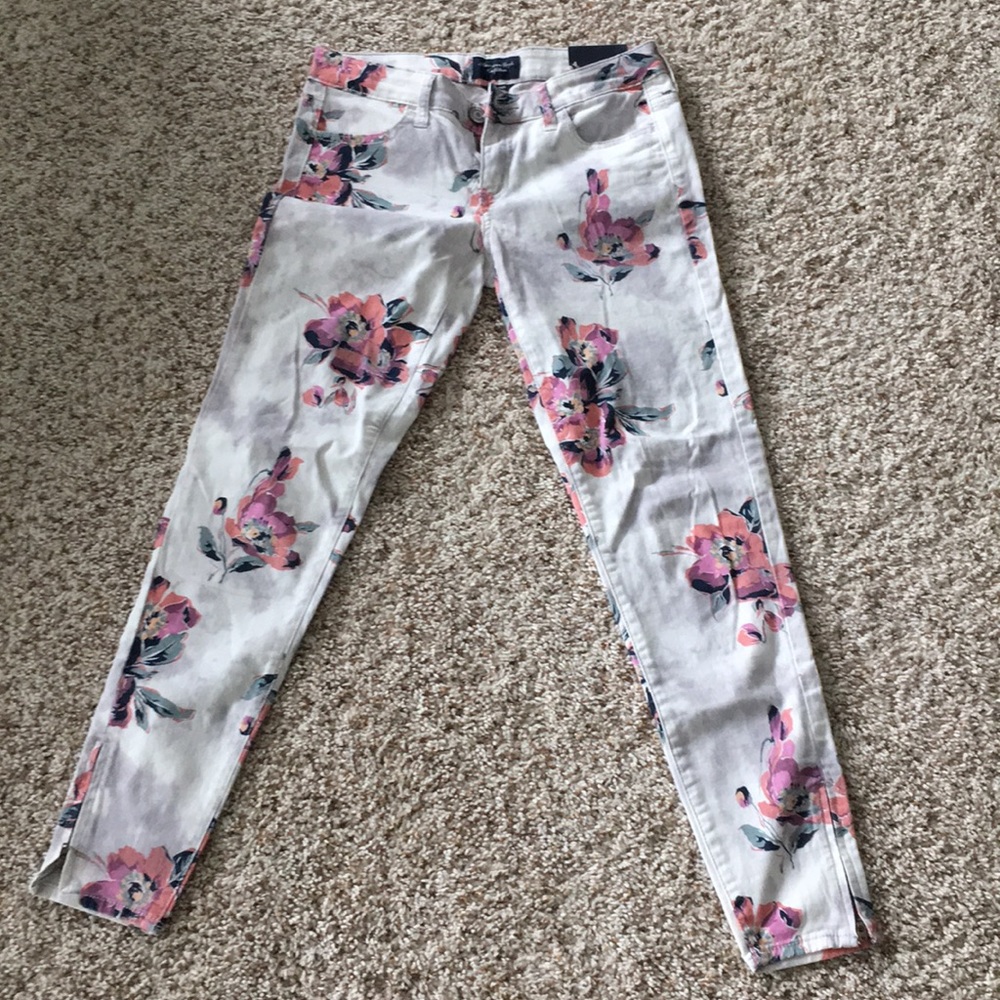 American eagle floral jeans